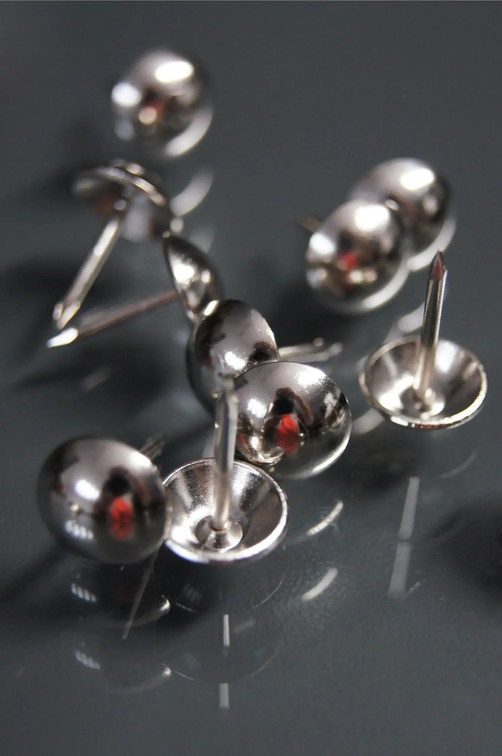 Nail N2 Nickel 04 | Nails & Buttons