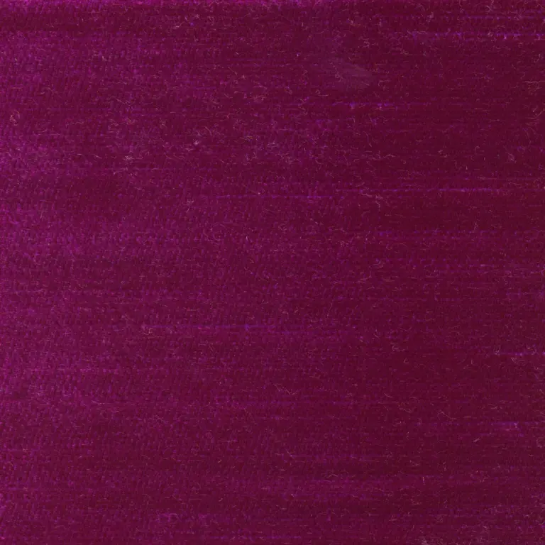 Magenta 899