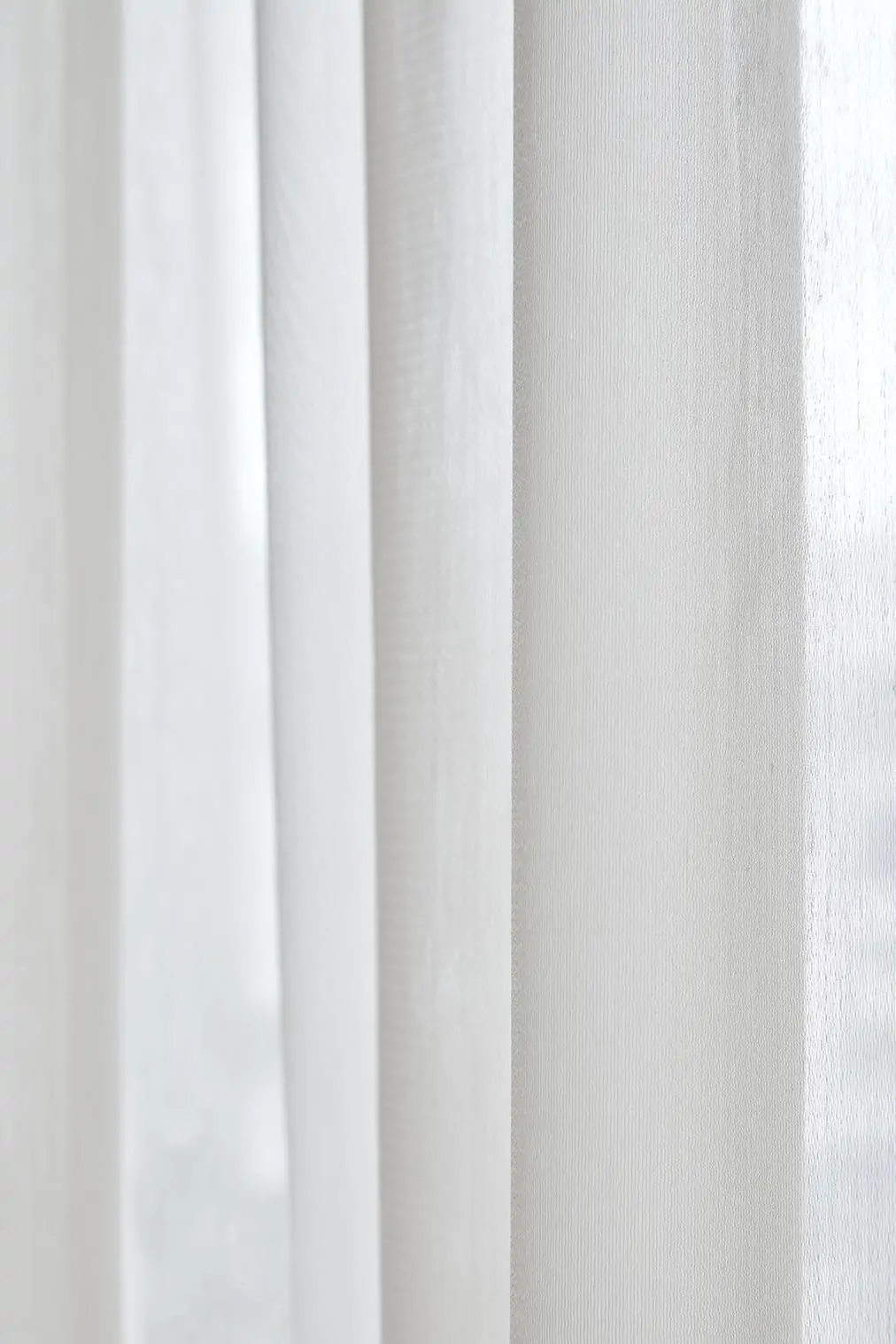 Lucent White 02 | Ora