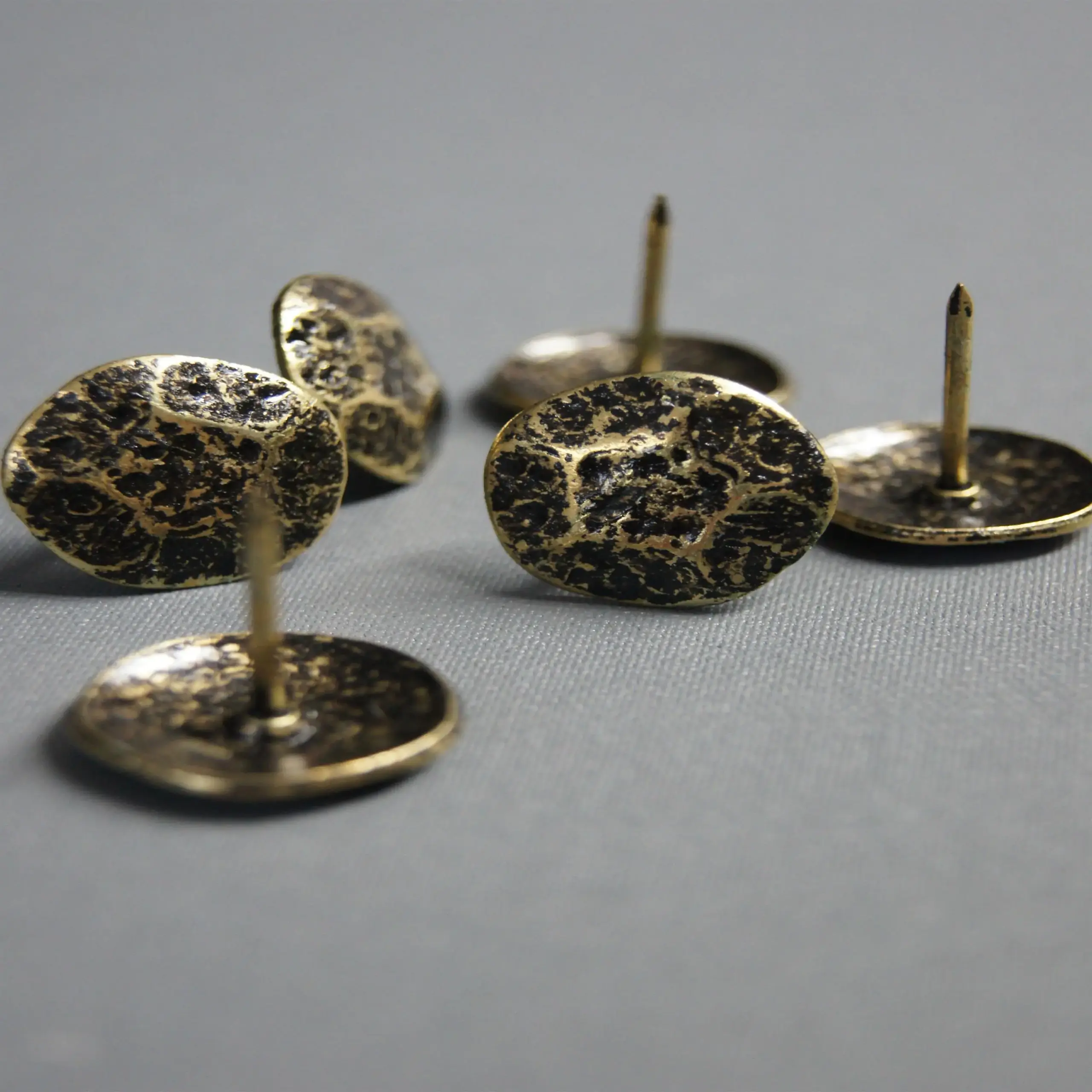 Gwózdz PG N4 Black 02 | Nails & Buttons