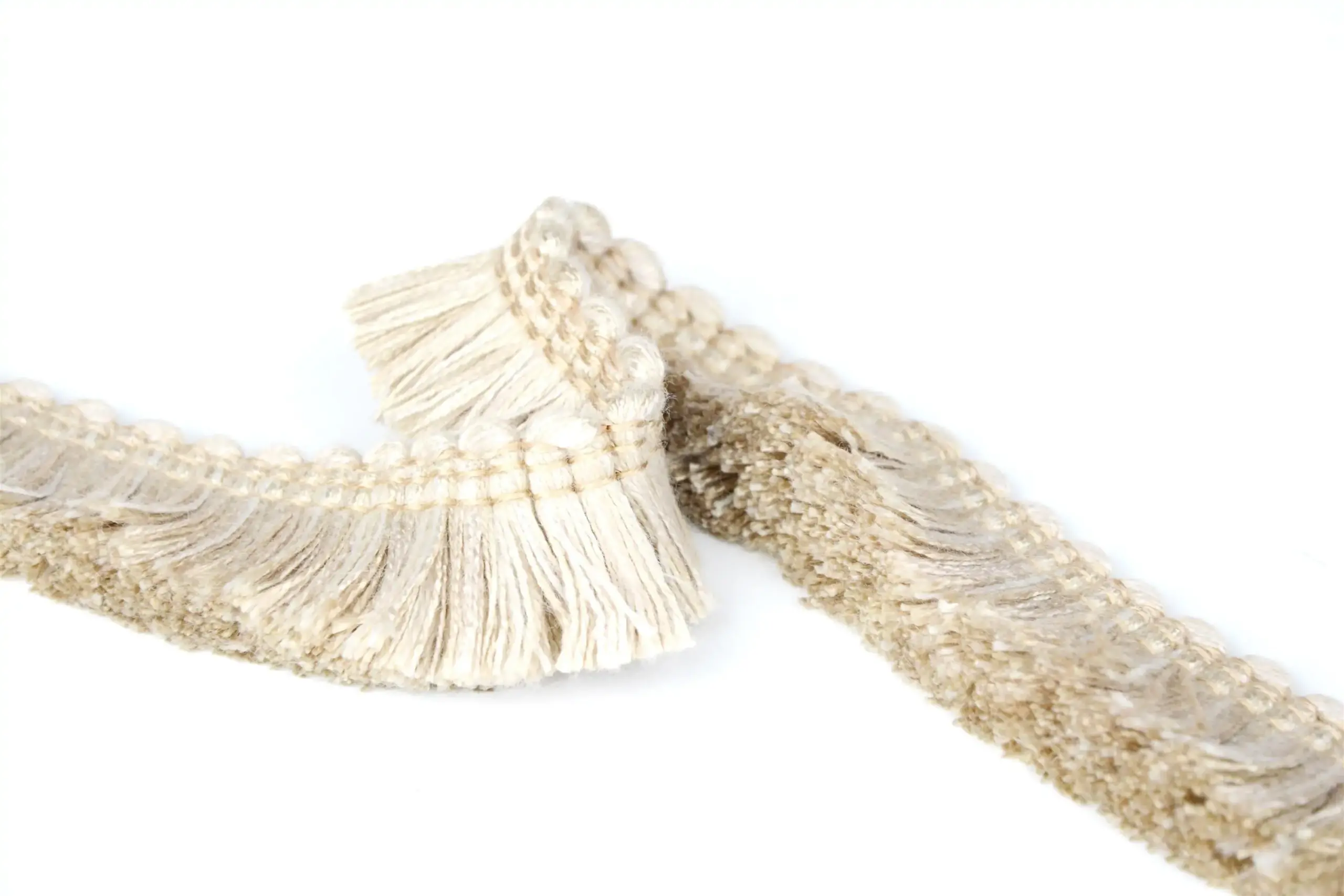 562 | Braids & Ribbons