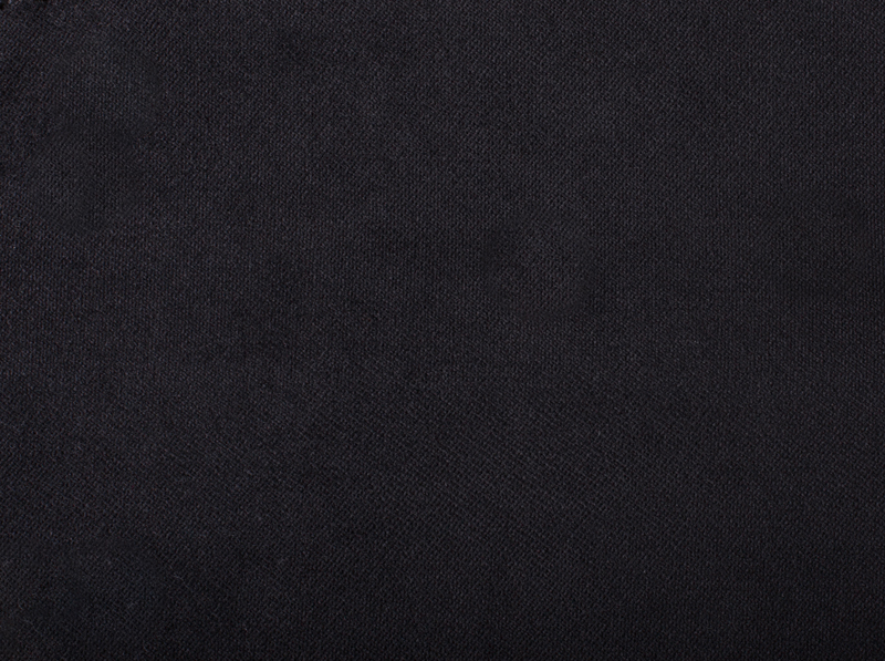 Black | Roya