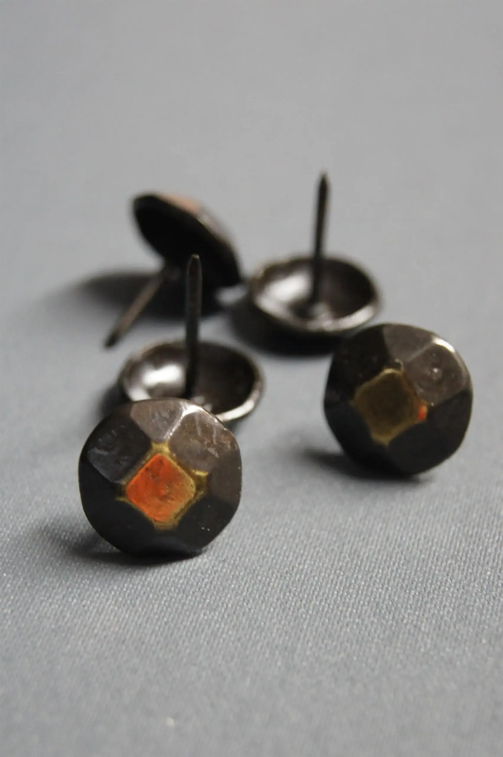 Nail KR N3 Baroque 01 | Nails & Buttons