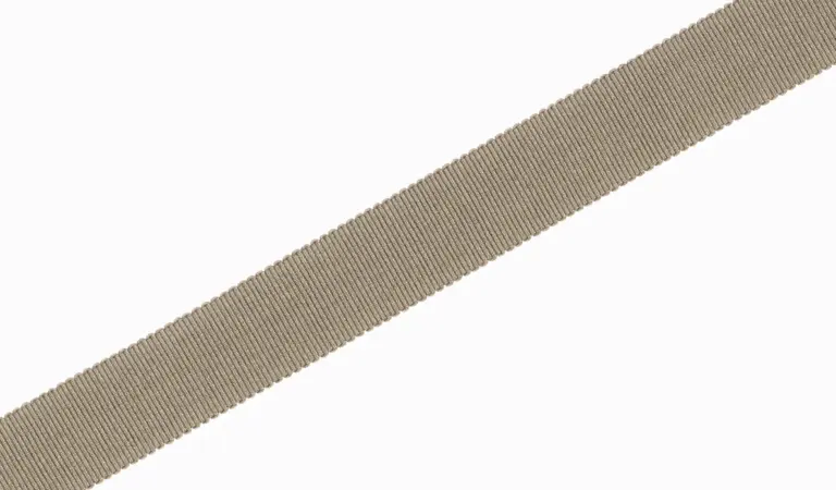 Taupe 06