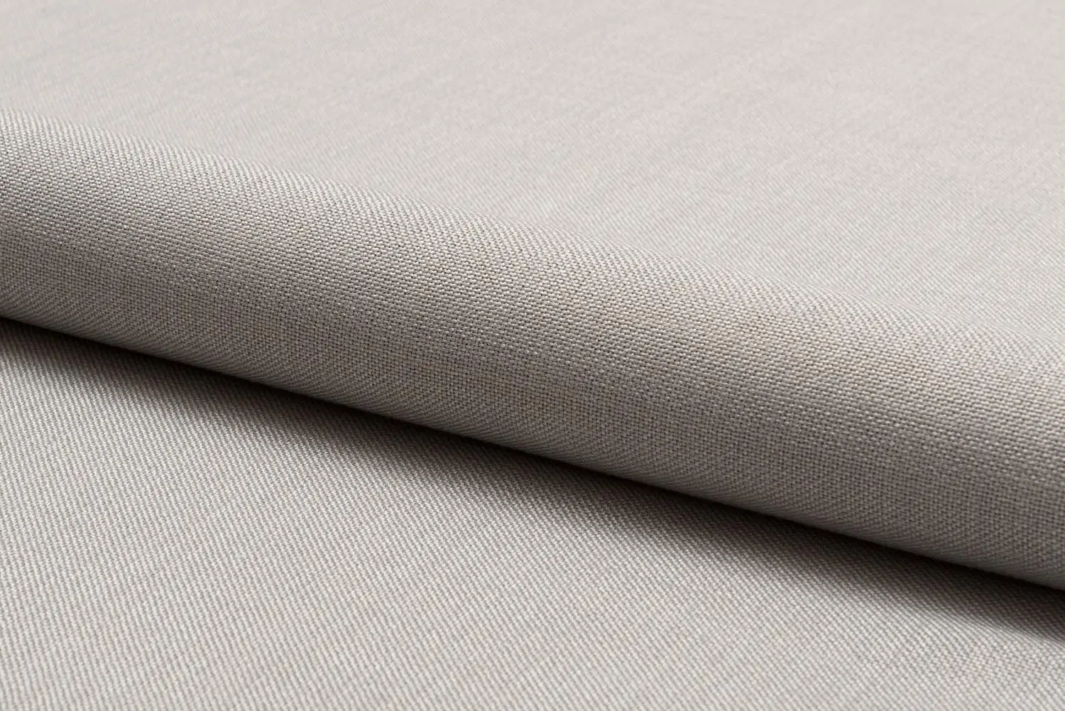 White 64 | Tela