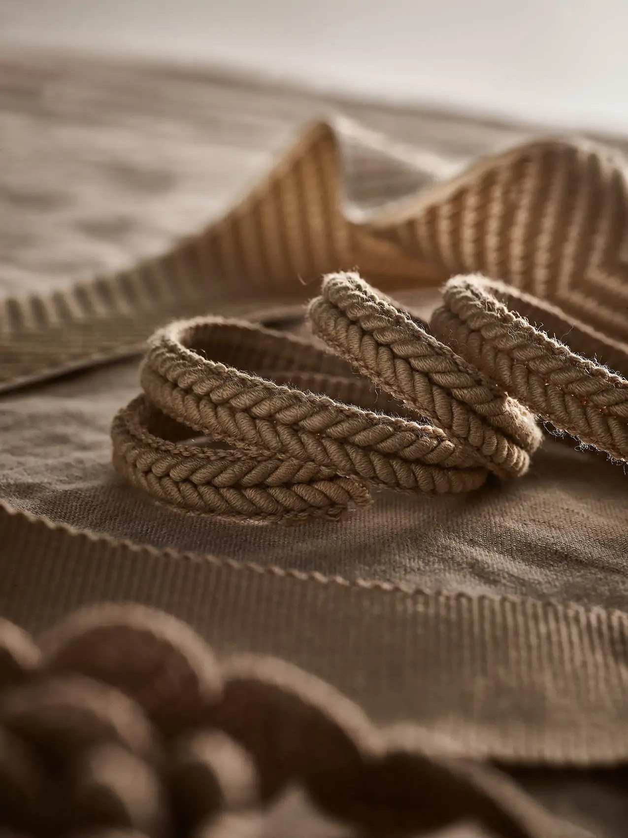 Ivory 01 | Cords