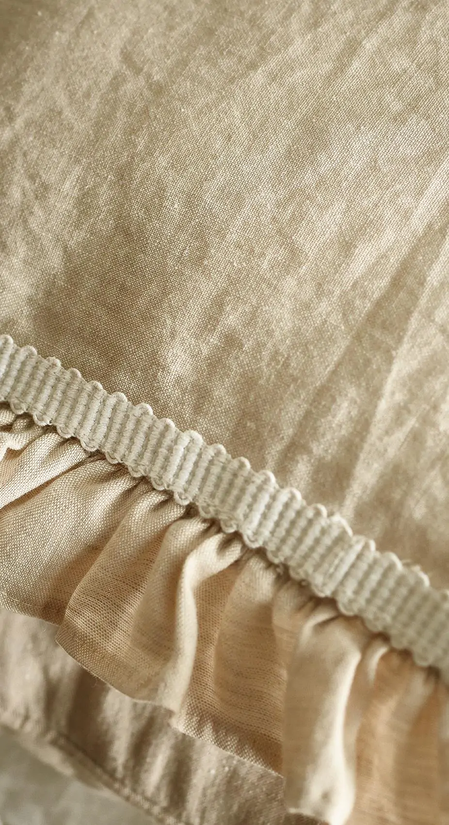 Ivory 01 | Braids & Ribbons
