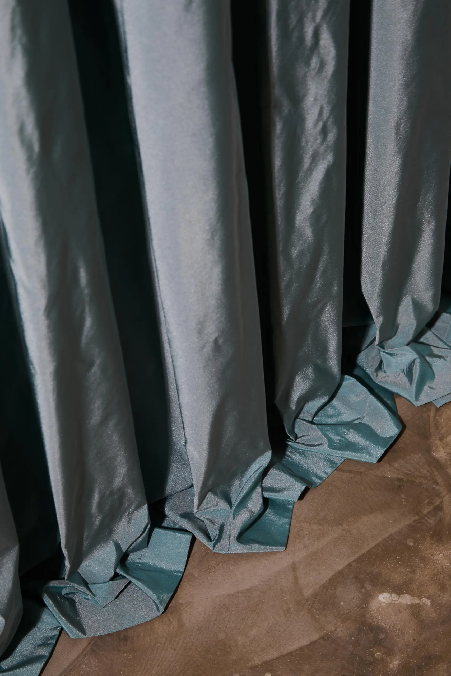 Brilliant White 08 | Taffeta