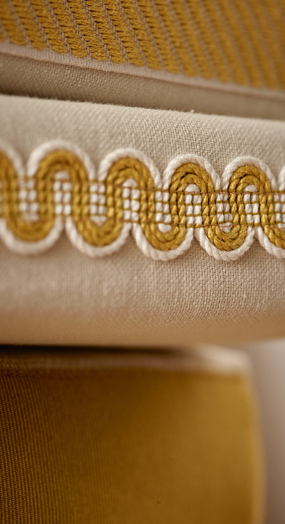 Ivory 01 | Braids & Ribbons