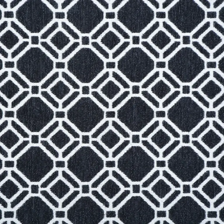 Black 32