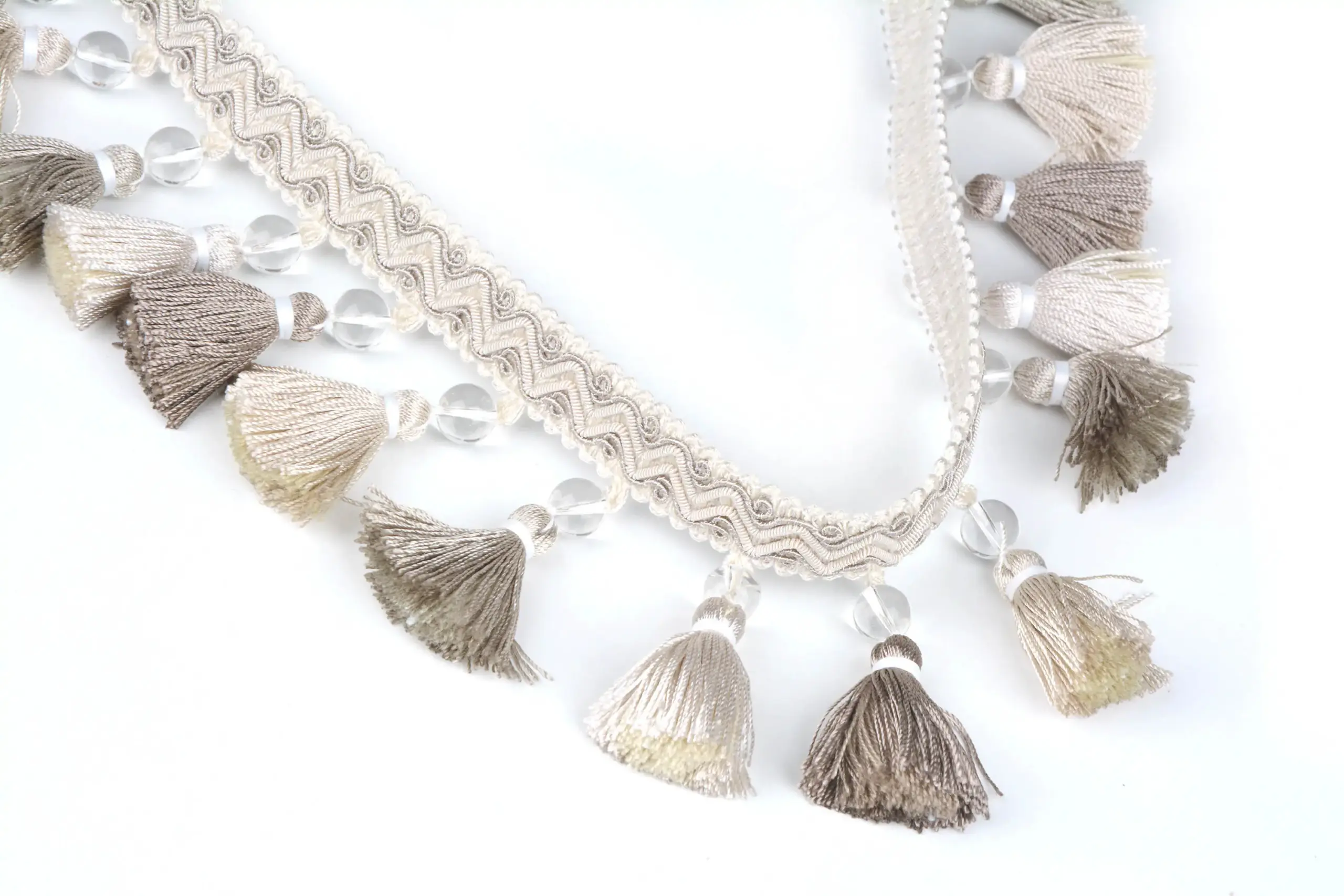 Silver 1603 | Braids & Ribbons