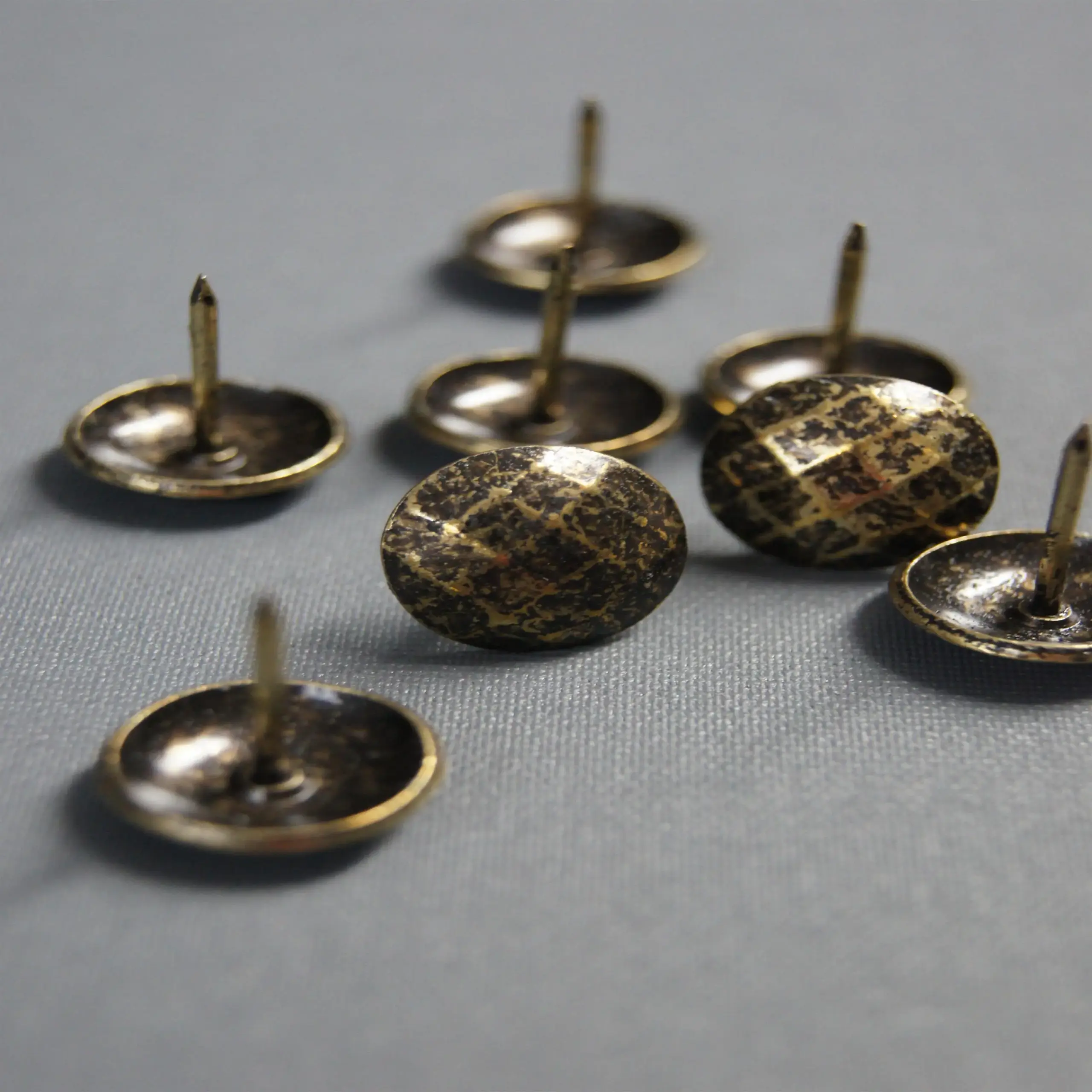 Gwózdz EK N3 Black 02 | Nails & Buttons