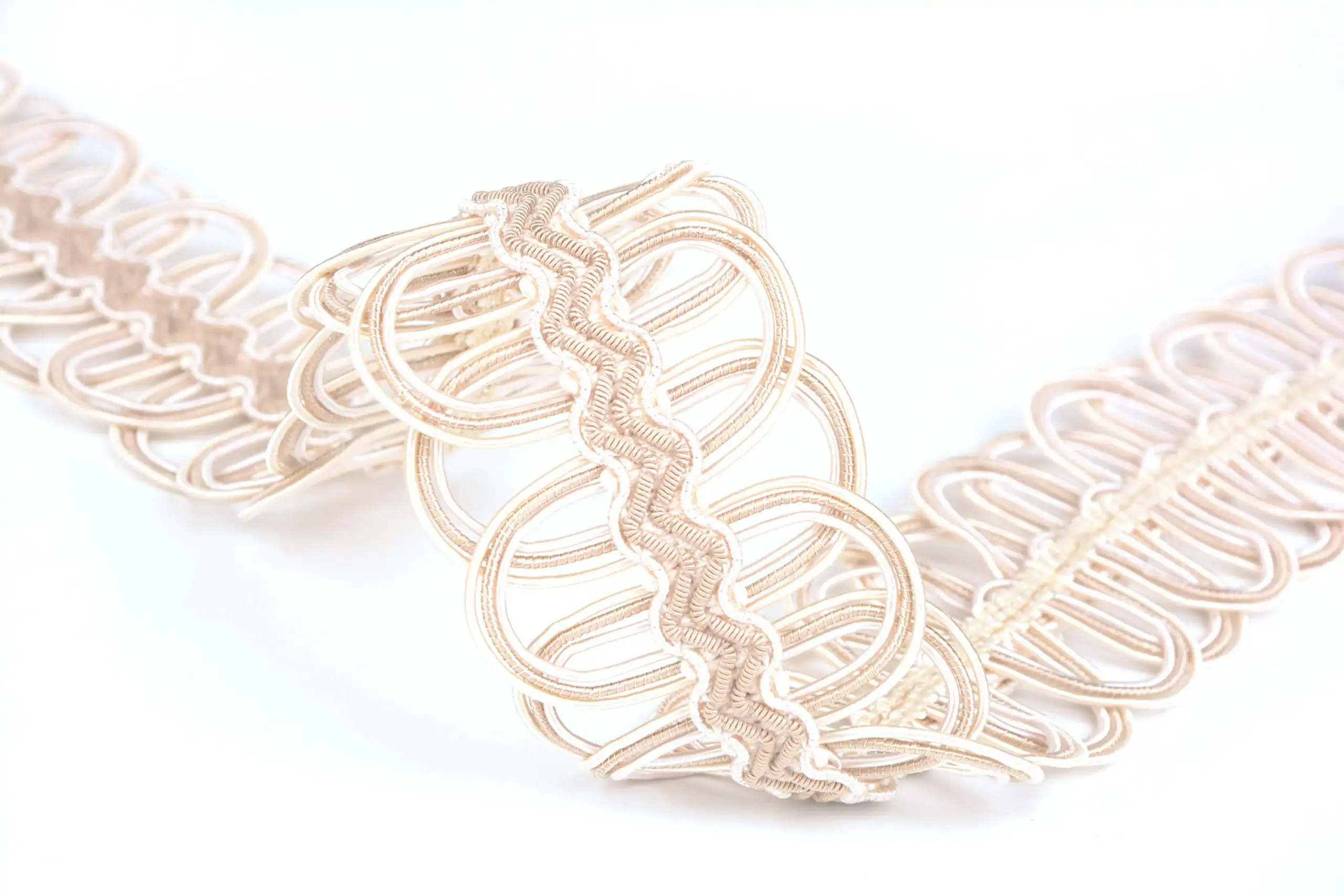 Linen 1441 | Braids & Ribbons