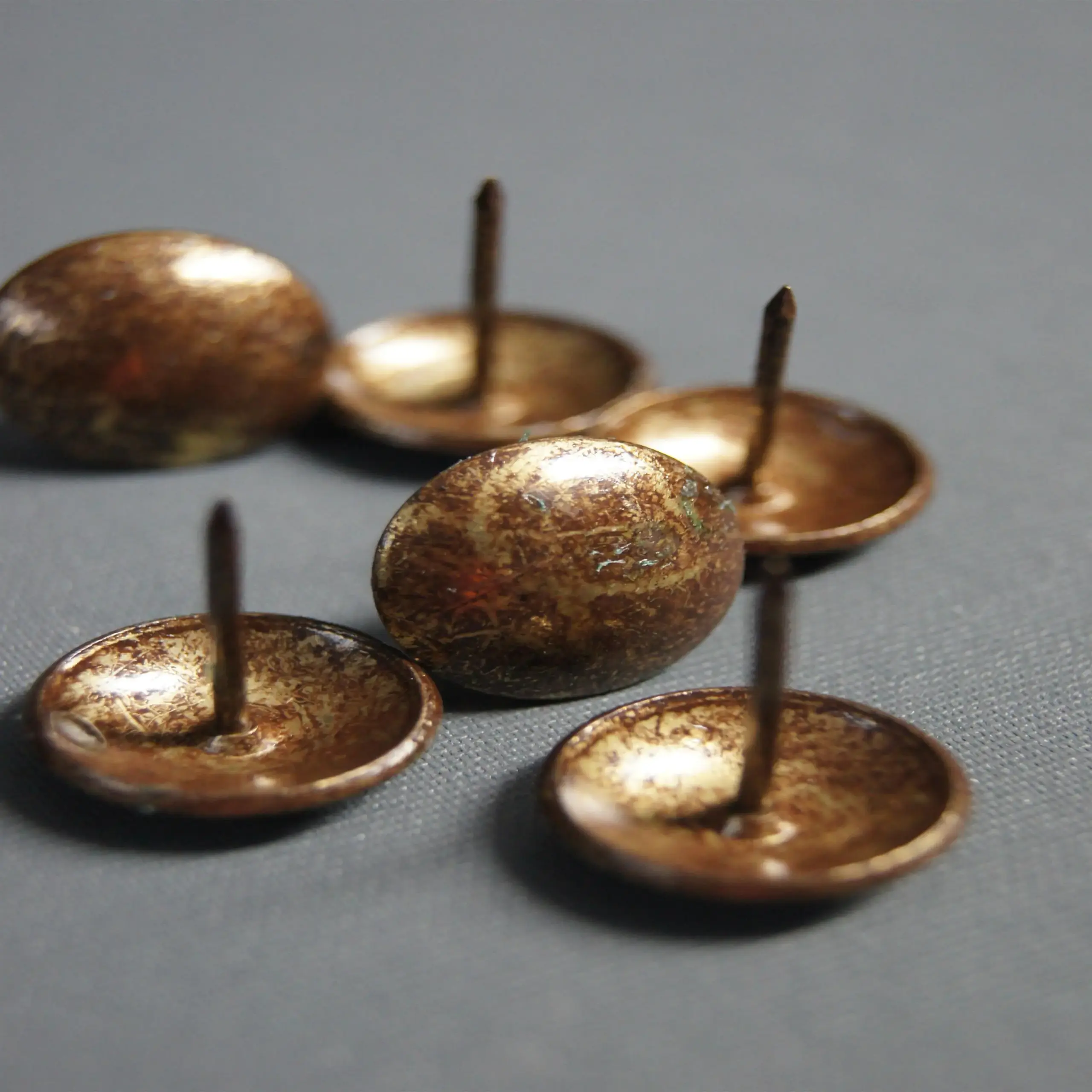 Nail N4 Brown 05 | Nails & Buttons
