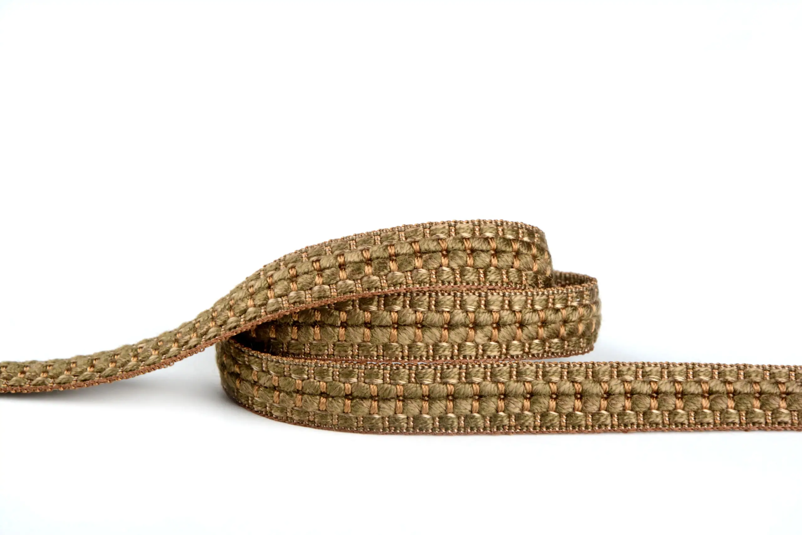 548 | Braids & Ribbons