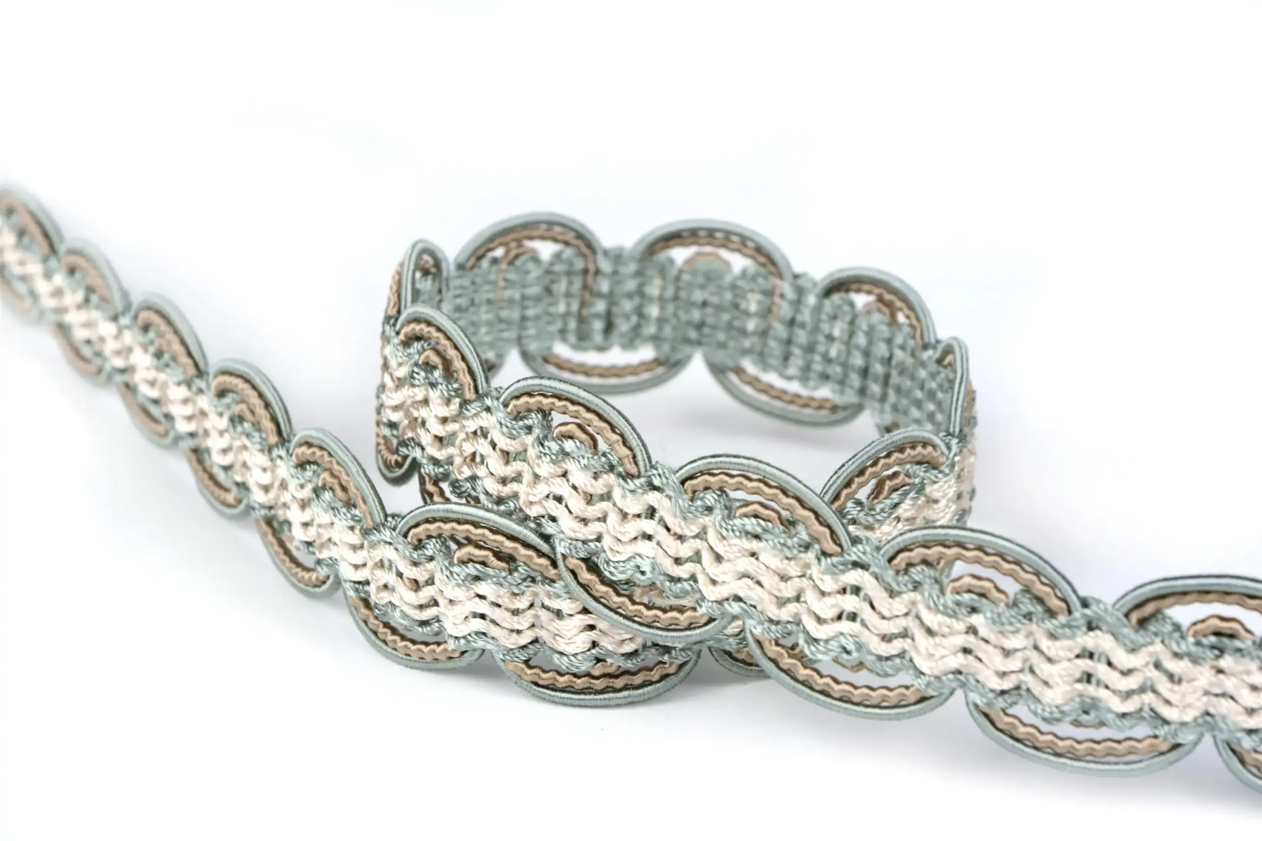 Mineral 1594 | Braids & Ribbons
