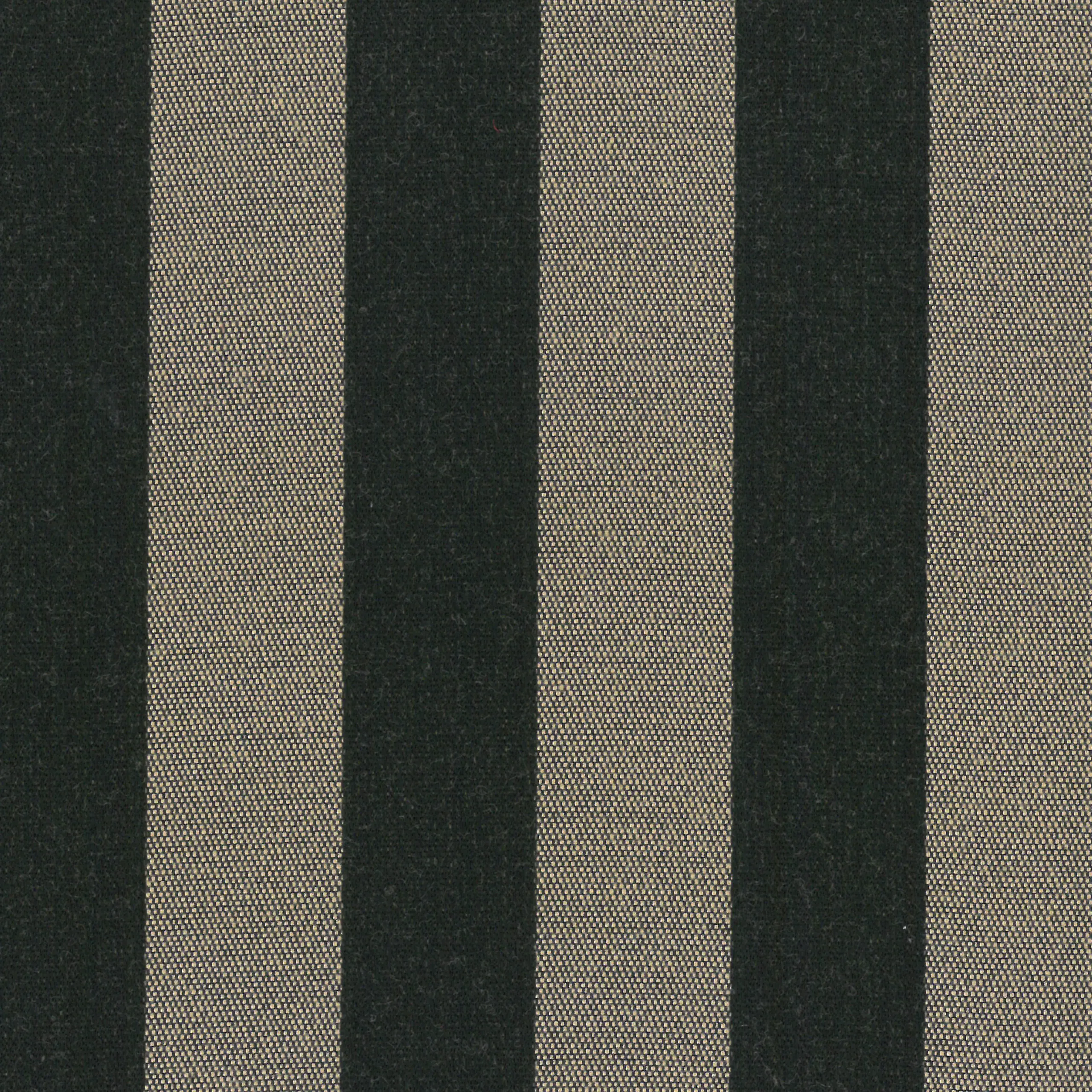 Black | Luigi