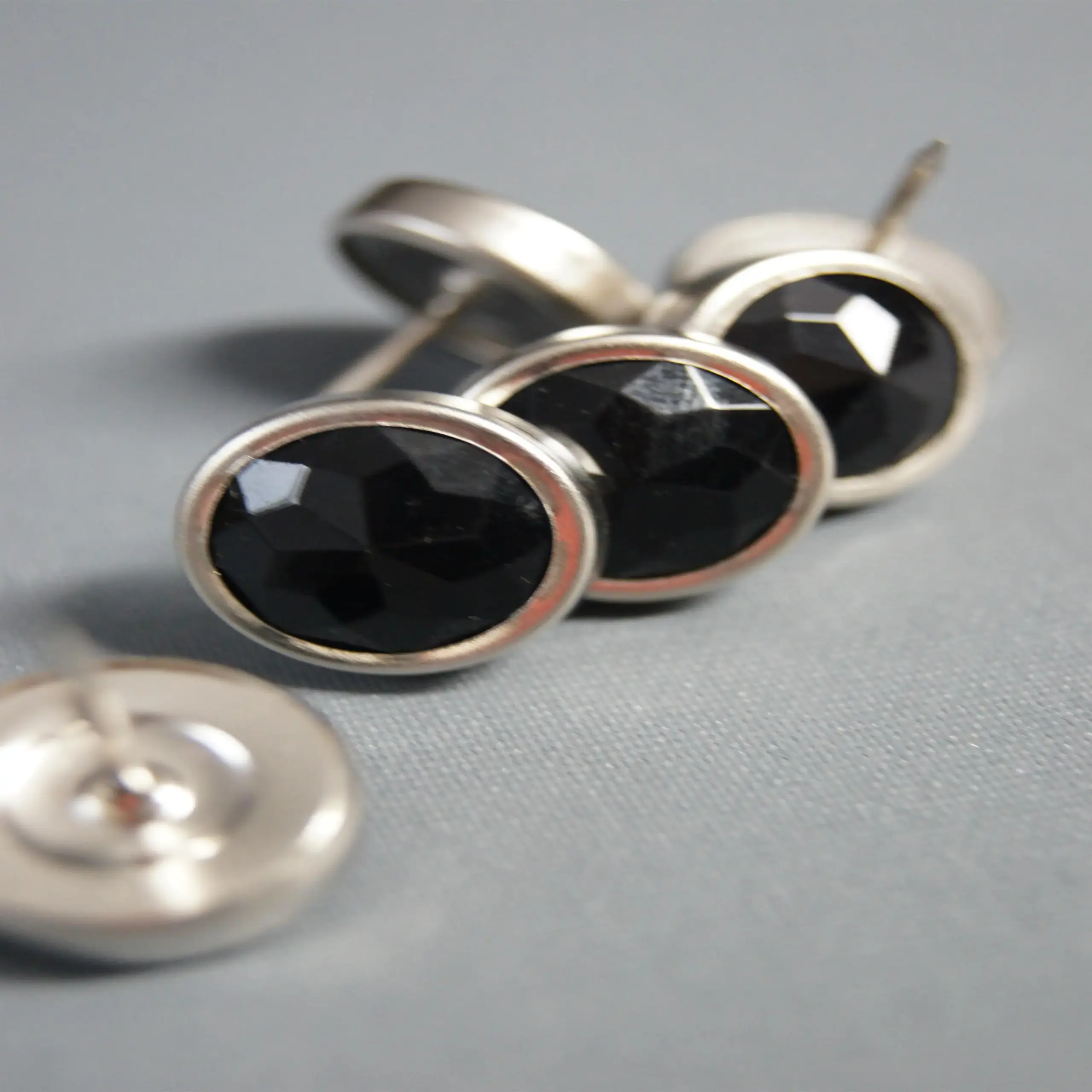Nail TTK N03 Black 01 | Nails & Buttons