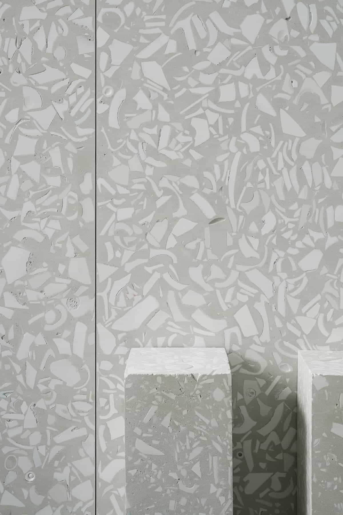 Su | Tiles