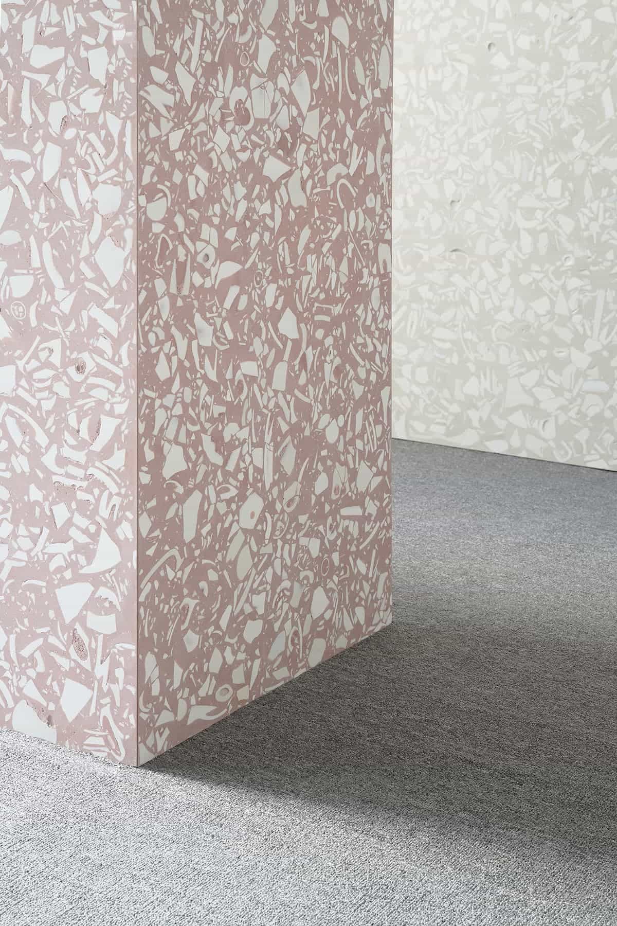 Su | Tiles