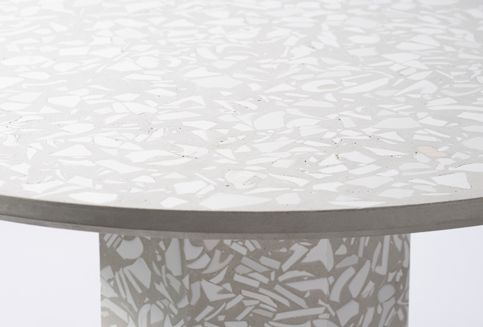 Su | Tiles