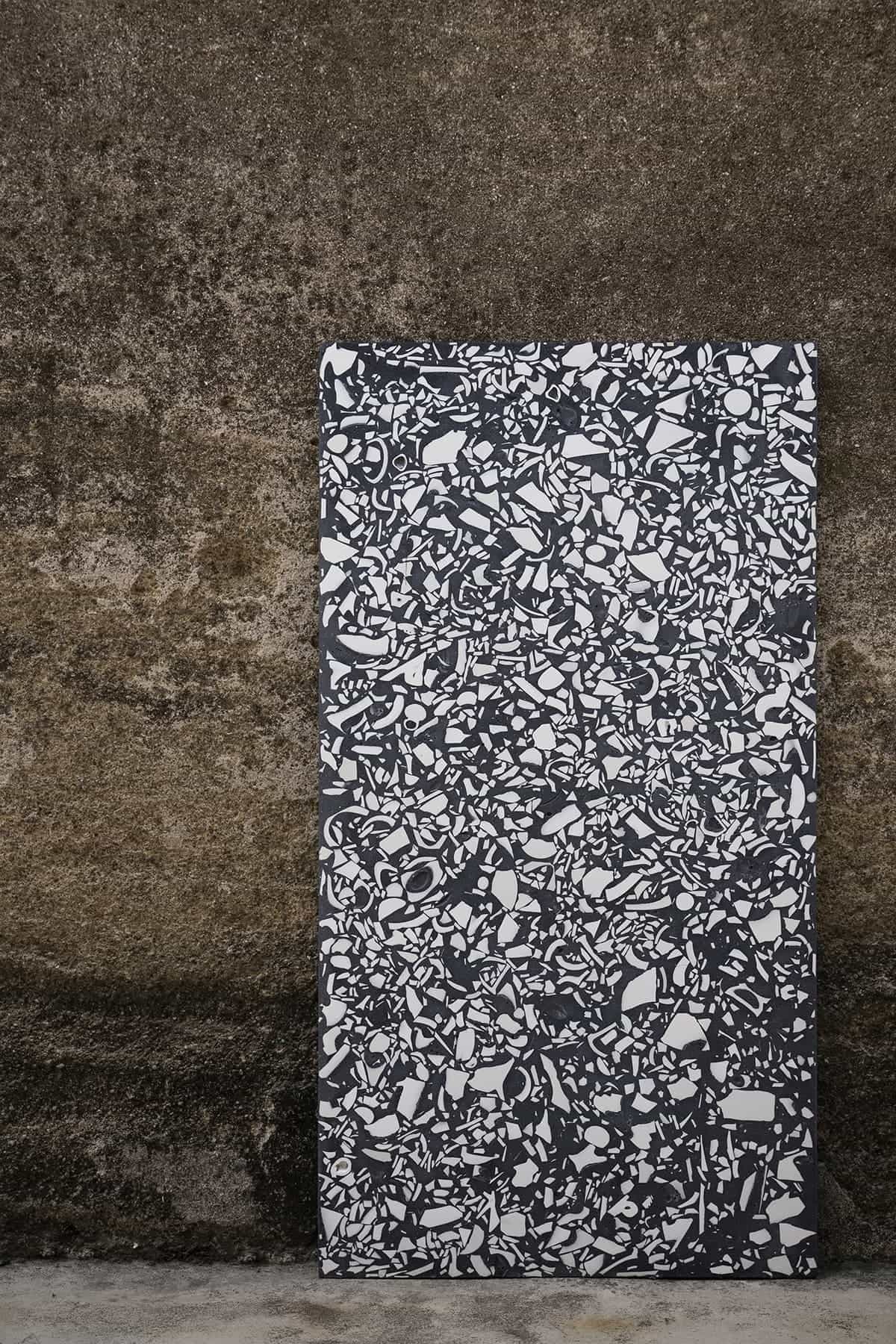 Su | Tiles